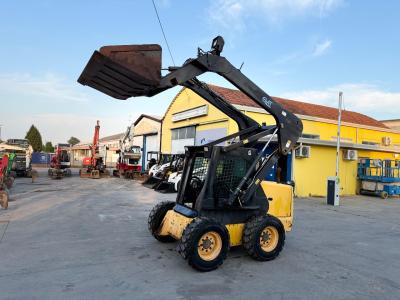 New Holland LS180 vendida por Gruppo Movimento Terra Srl