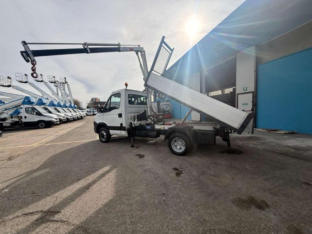 Iveco 35C13 Foto 7