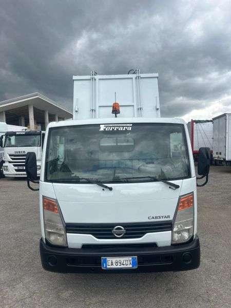 Nissan cabstar 35-11 Foto 2