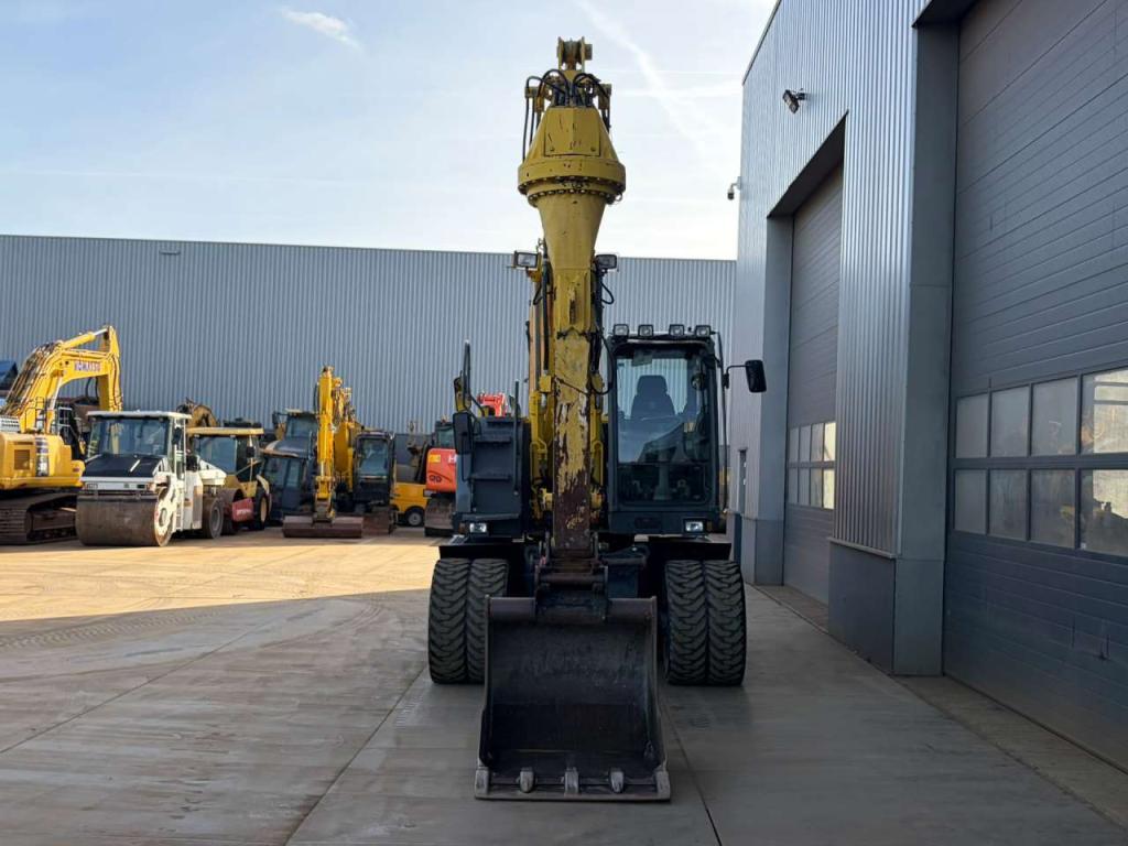 Hitachi ZX140-W3 | German machine Foto 10