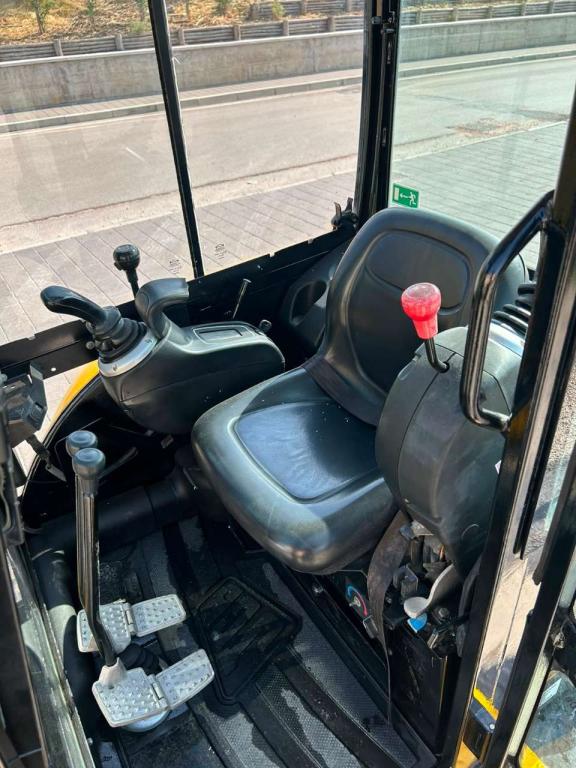JCB 8025 ZTS Foto 9