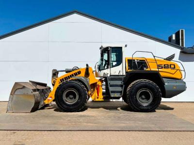 Liebherr L580 - German Machine / Joystick Controls vendida por Boss Machinery