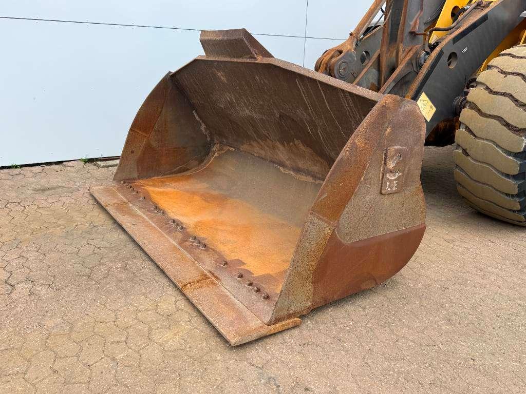 Volvo L110H - Weight System / Backup Camera Foto 14