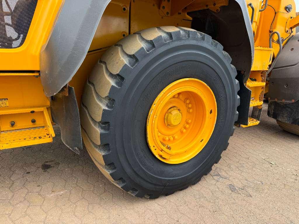 Volvo L110H - Weight System / Backup Camera Foto 25