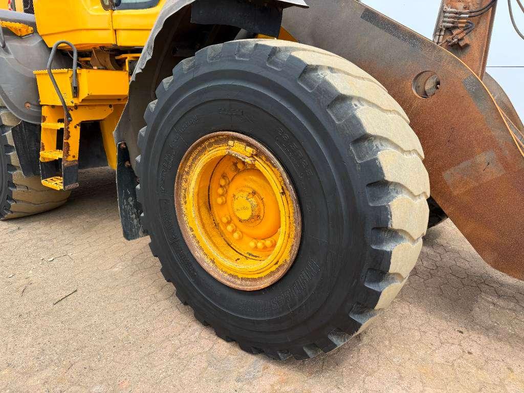 Volvo L110H - Weight System / Backup Camera Foto 26