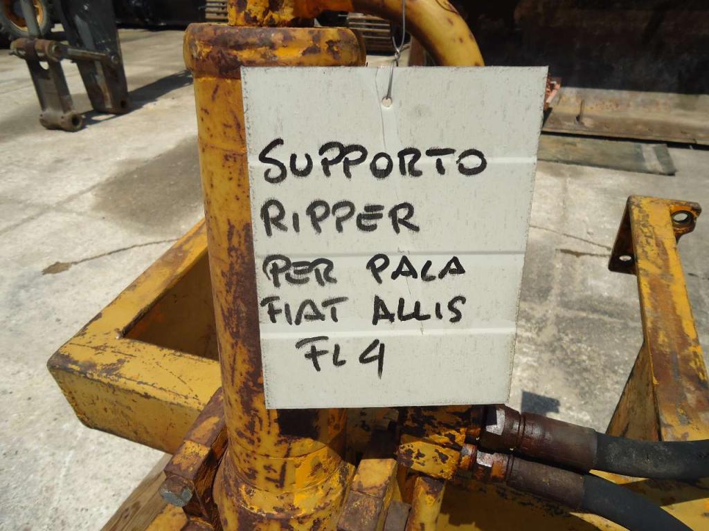 Subsolador trasero para Fiat Allis FL4 Foto 5