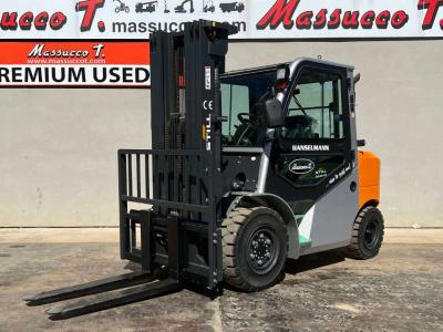 Still RC42-40 vendida por Massucco T. Srl