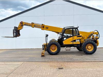 Caterpillar TH460B - 15m Reach / 4 Wheel Steering Foto 1