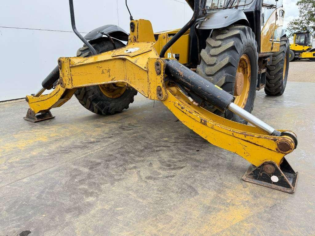 Caterpillar TH460B - 15m Reach / 4 Wheel Steering Foto 22