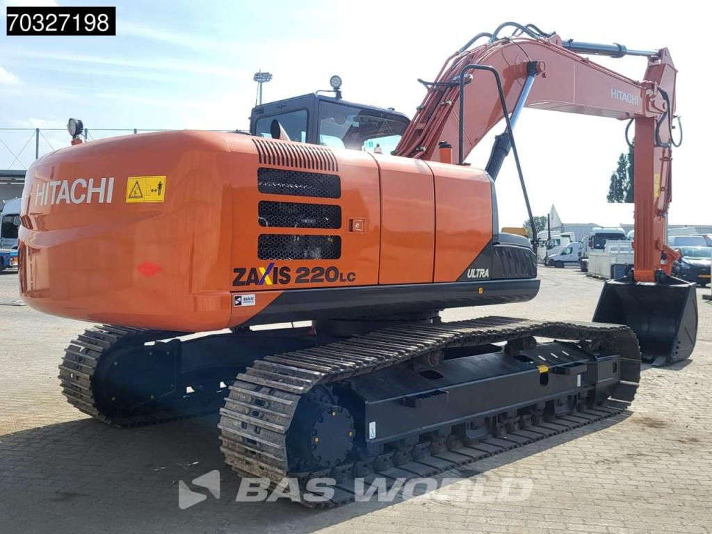 Hitachi ZX220 LC-5G ISUZU ENGINE Foto 6