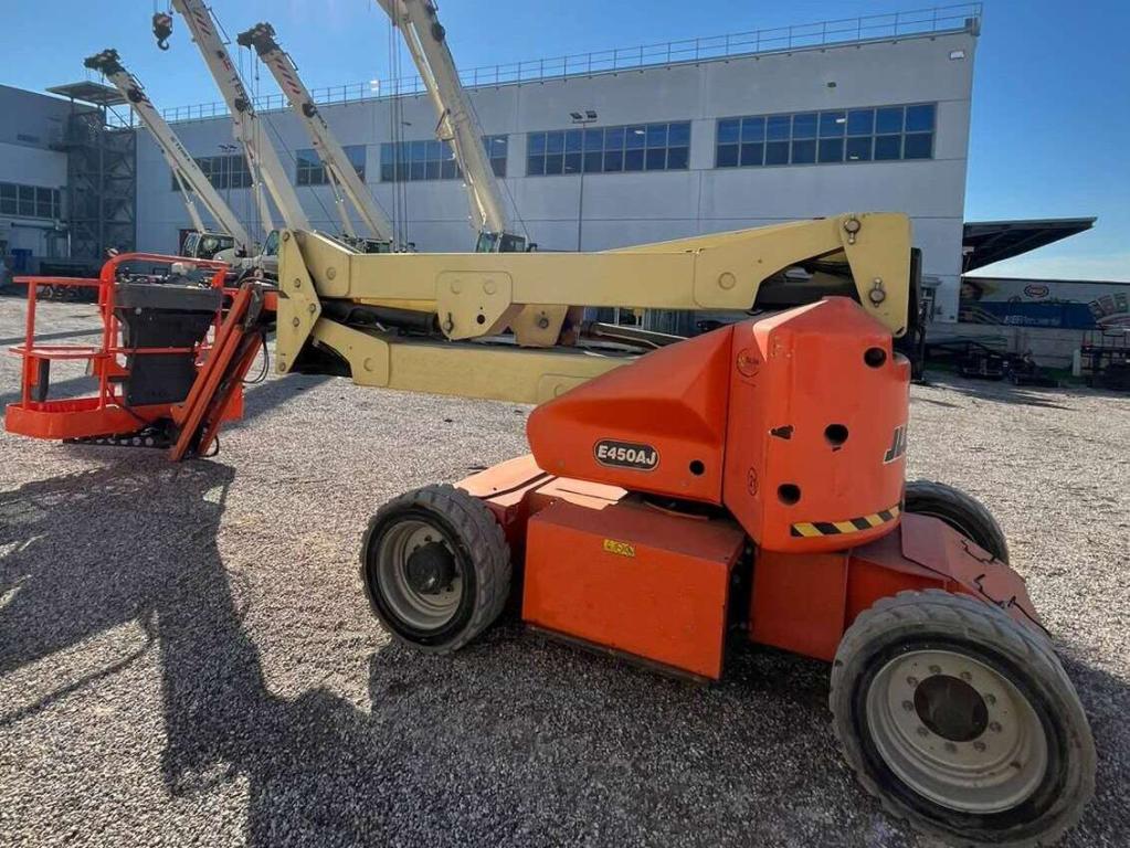 JLG E450 AJ Foto 3