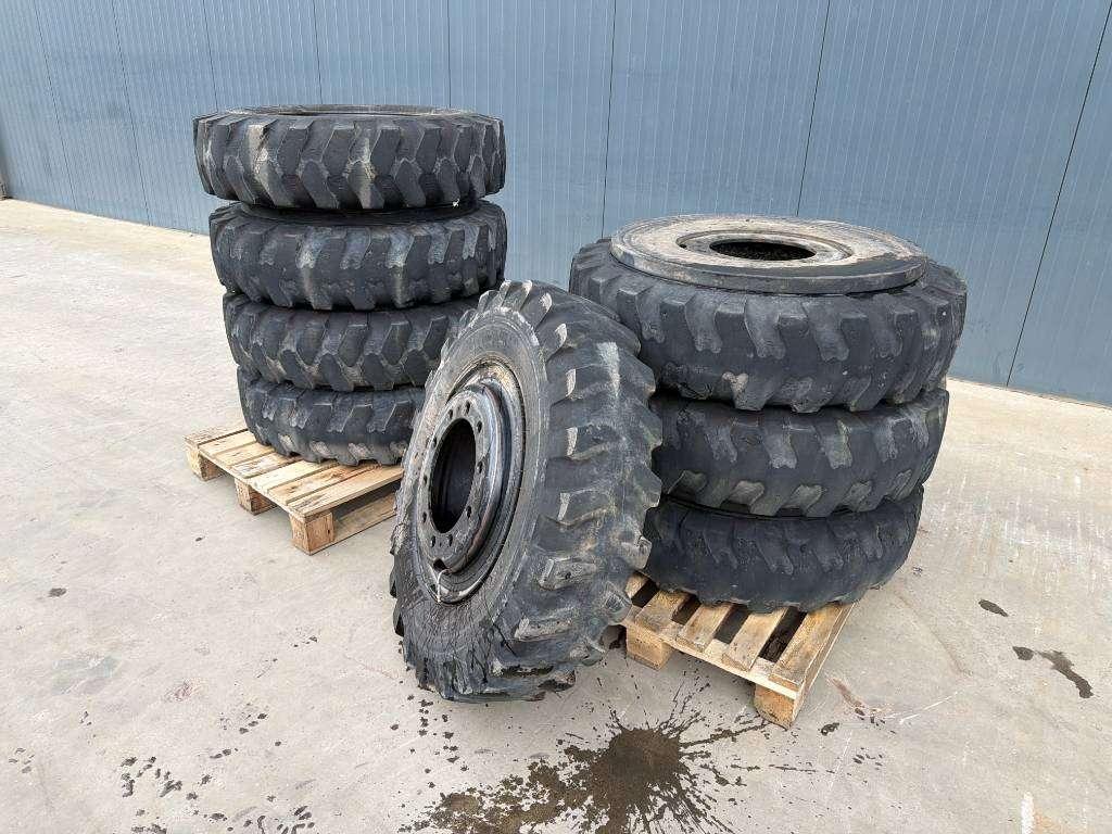 Neumático para Mitas 1000 x 20 Set / 10.00 x 20: 4x2 Tyres / 1000-20 Foto 2