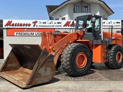 Hitachi ZW330 vendida por Massucco T. Srl