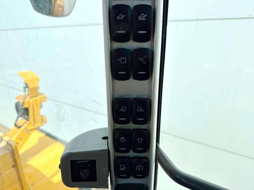 Volvo L150H - 3rd Function / Automatic Greasing Foto 12