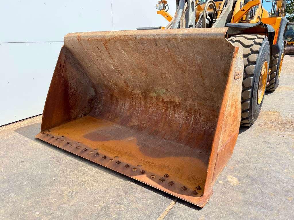 Volvo L150H - 3rd Function / Automatic Greasing Foto 15