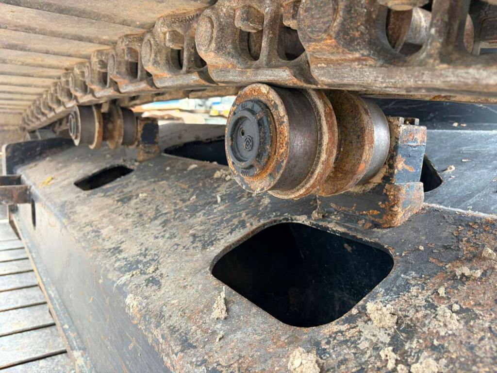Hitachi ZX210-6 Foto 20