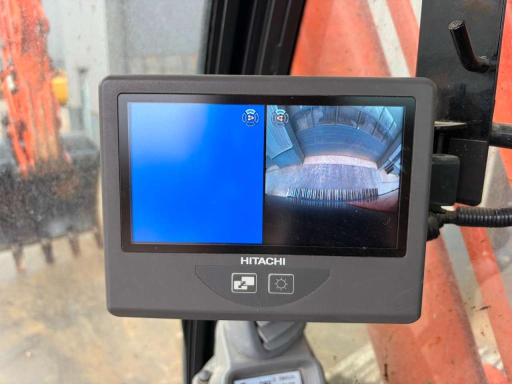 Hitachi ZX210-6 Foto 27