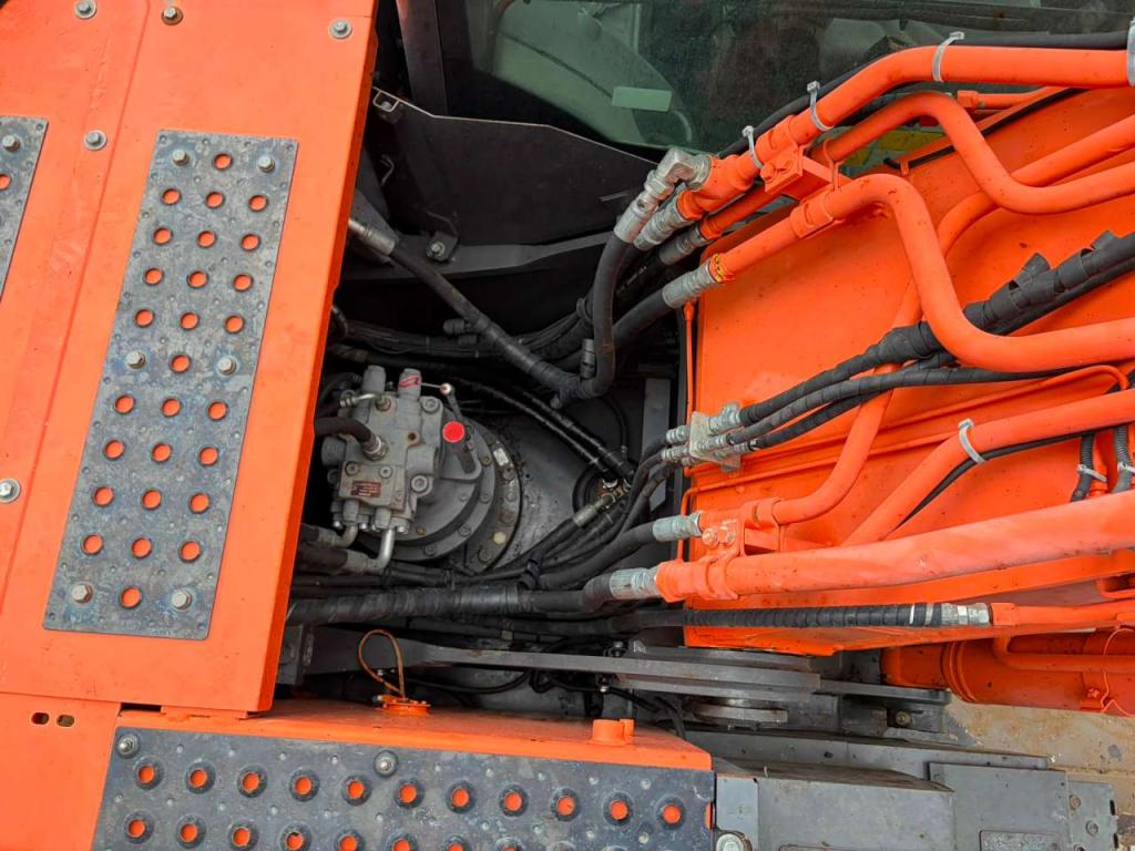 Hitachi ZX210-6 Foto 30