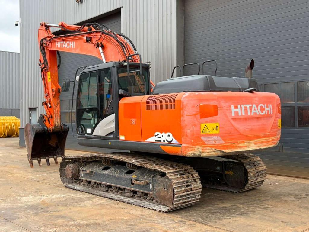 Hitachi ZX210-6 Foto 6