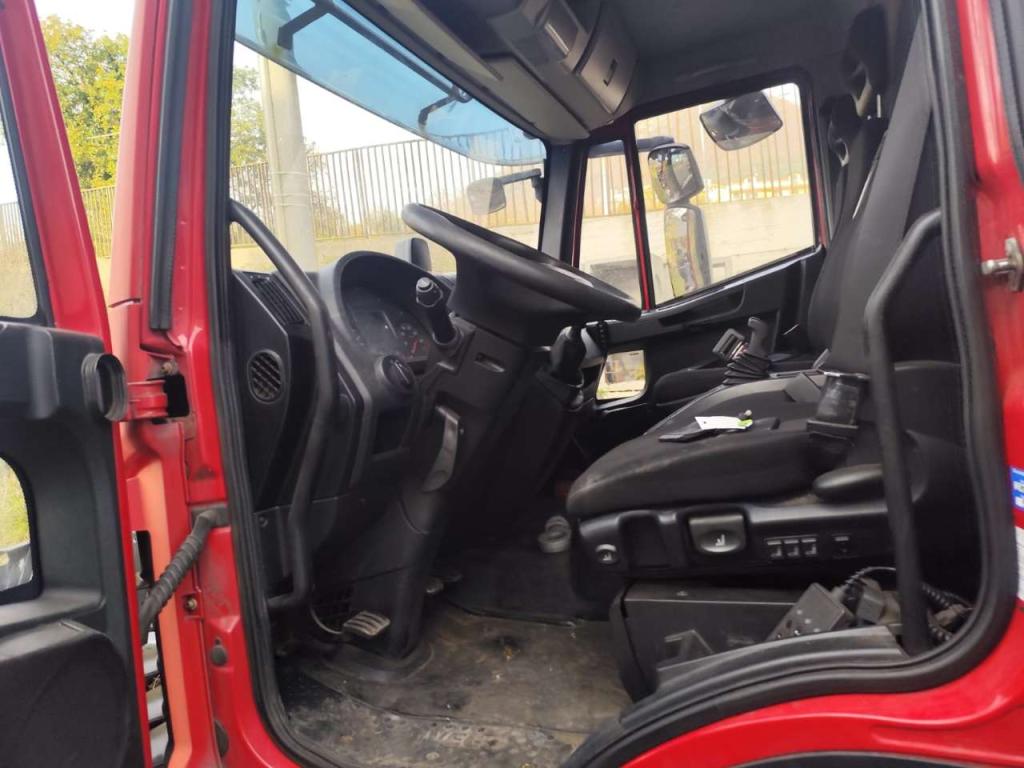 Iveco EUROCARGO 120-250 Foto 15