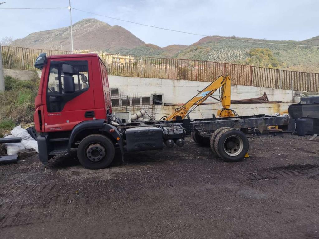 Iveco EUROCARGO 120-250 Foto 8