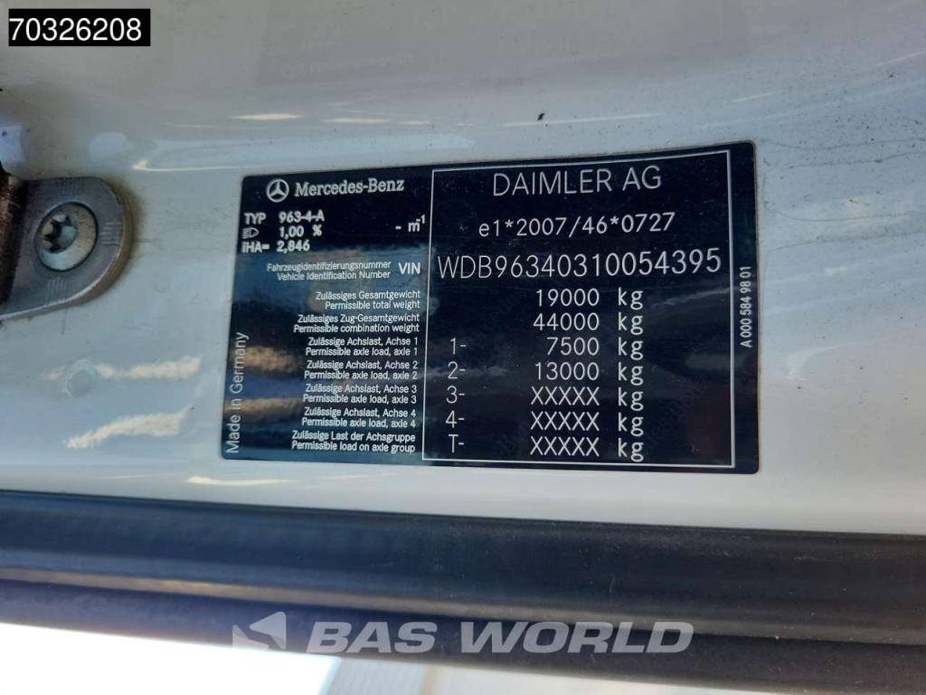 Mercedes-Benz Actros 1845 Actros 4X2 ClassicSpace Standklima Foto 29