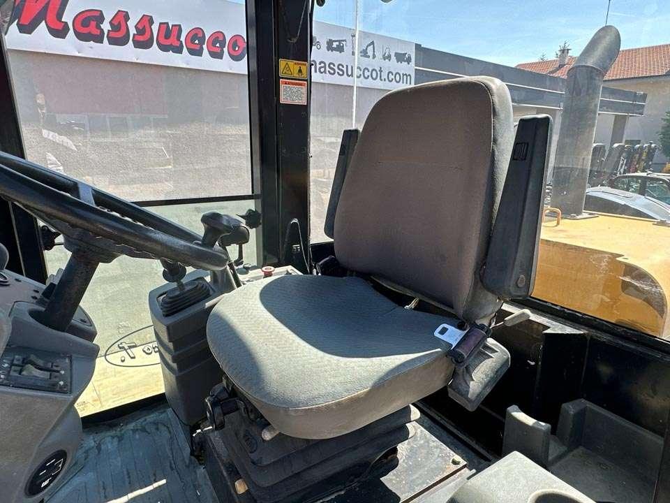 Caterpillar CS-533E Foto 14
