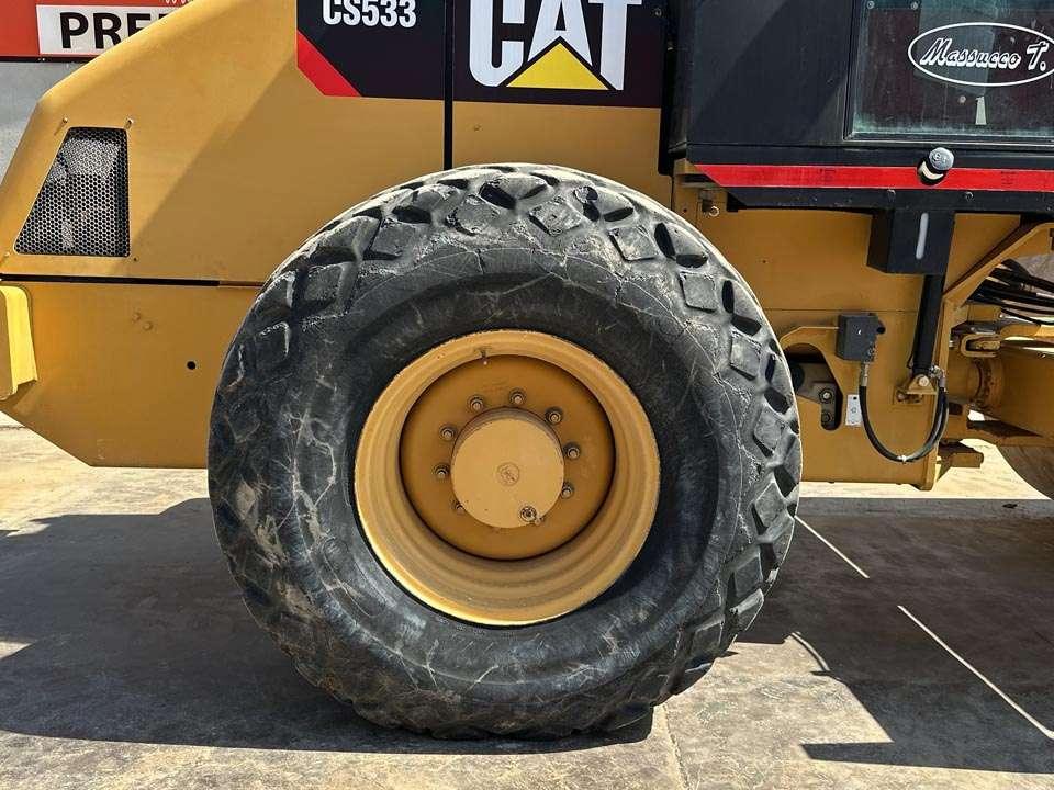 Caterpillar CS-533E Foto 4