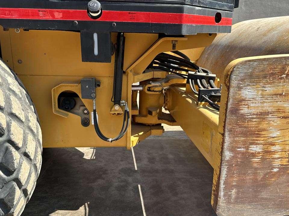 Caterpillar CS-533E Foto 6