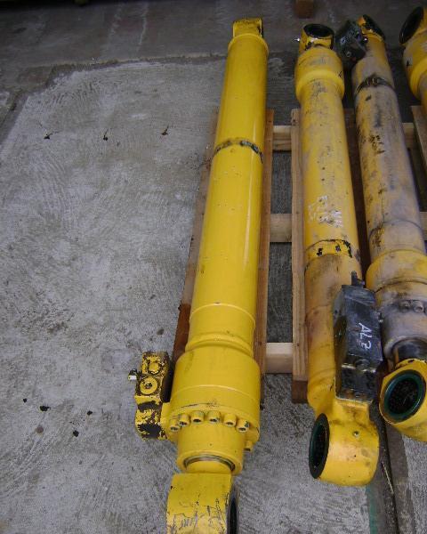 Kit de pistones para New Holland E 215 Foto 4