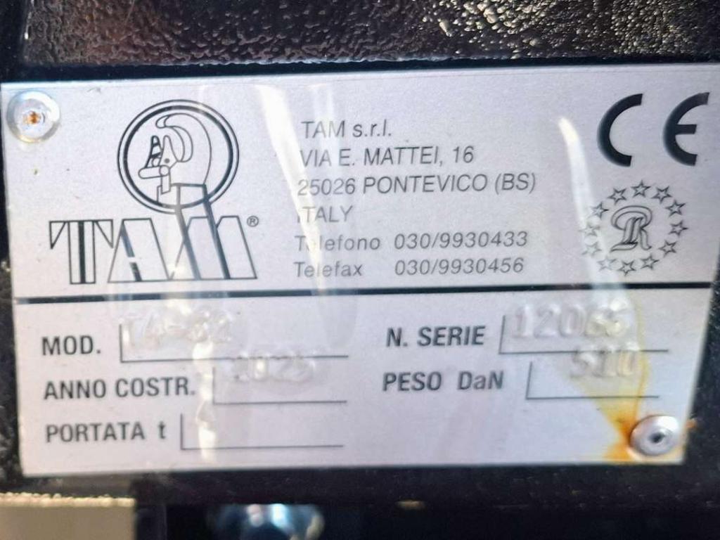 Isuzu M 29 Foto 13