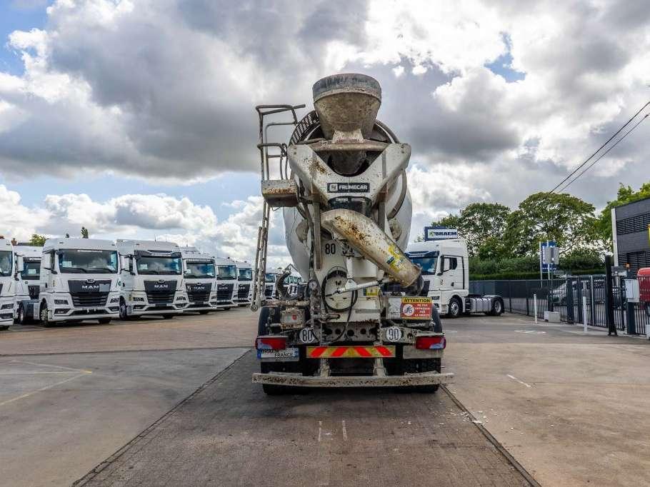 Mercedes-Benz AROCS 3240 BB + HARDOX 9m3 Foto 4