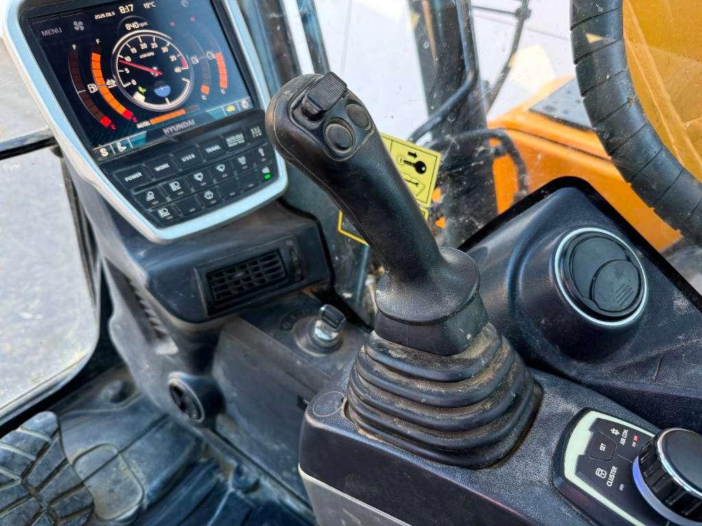 Hyundai HX220L - 360° Camera / Automatic Greasing Foto 10