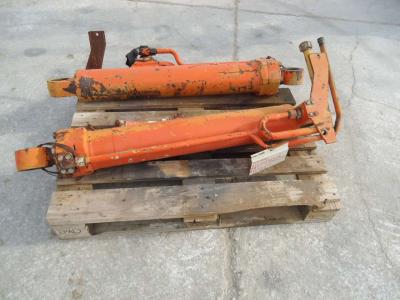Cilndro de levantamiento para Fiat Allis FL14E vendida por OLM 90 Srl