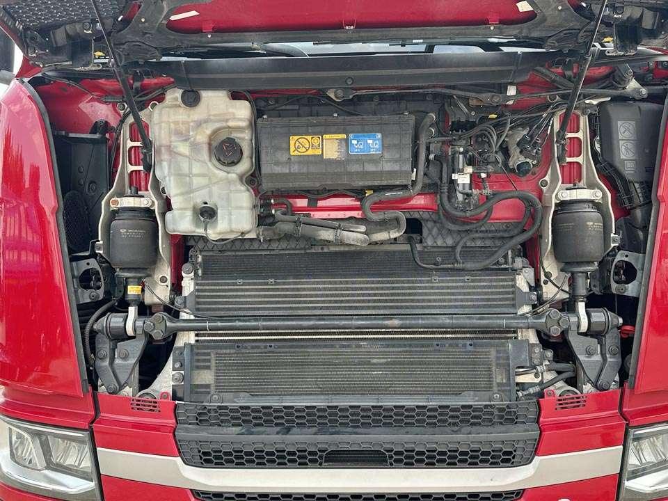 Scania R650 8x4 Foto 16
