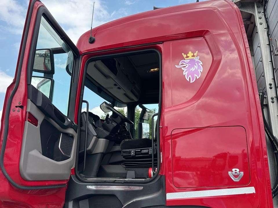 Scania R650 8x4 Foto 17
