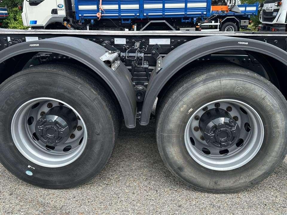 Scania R650 8x4 Foto 6