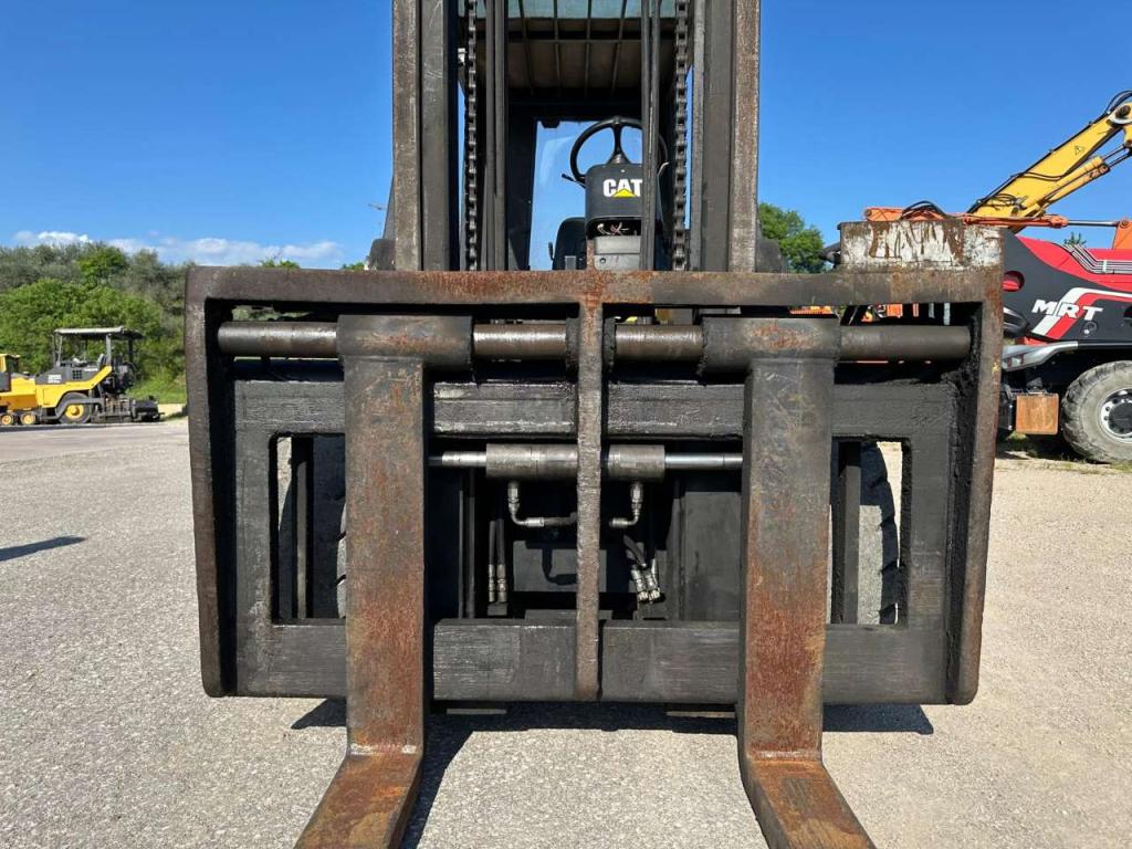 Caterpillar DP50K Foto 4