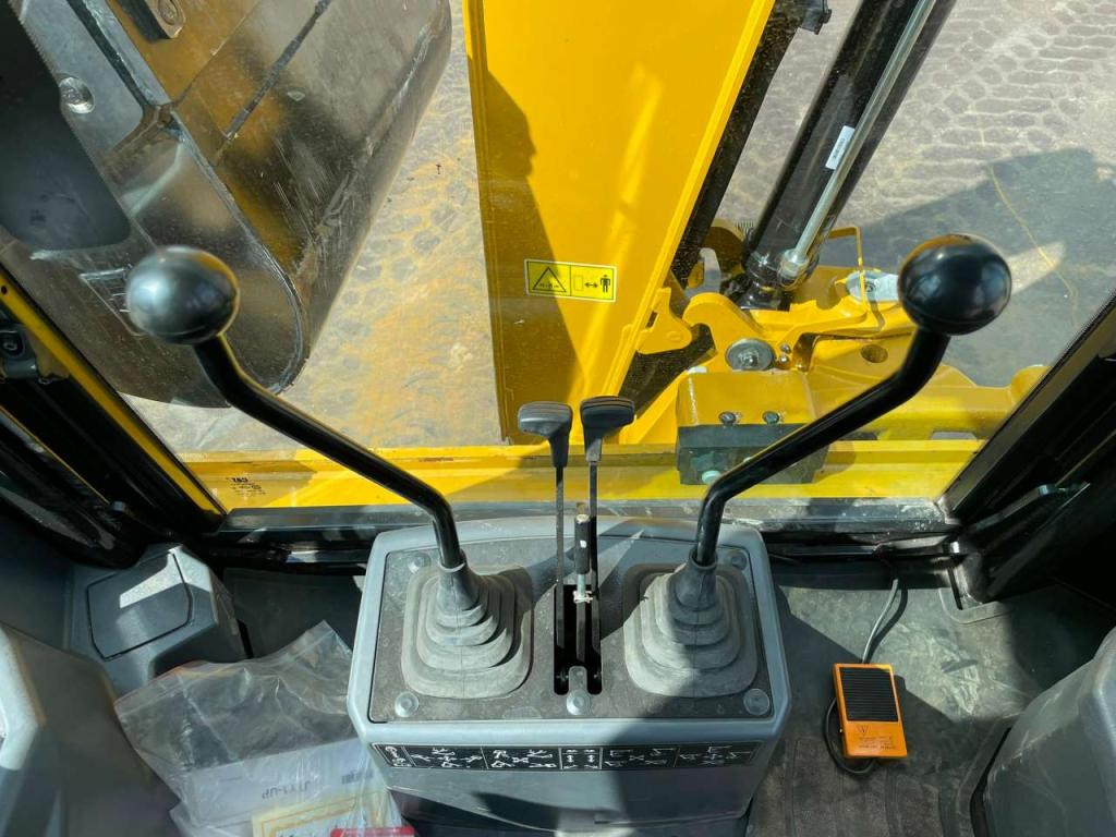 Caterpillar 424 Foto 23