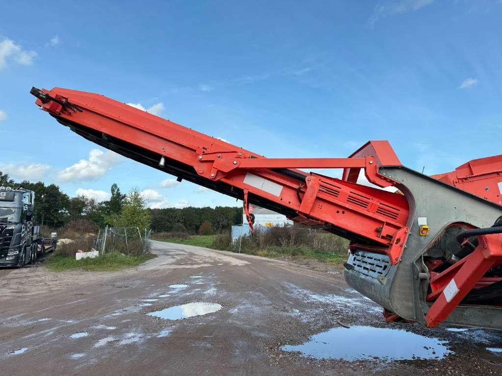 Sandvik QE340 - Caterpillar Engine / 2 Side Convey Foto 11