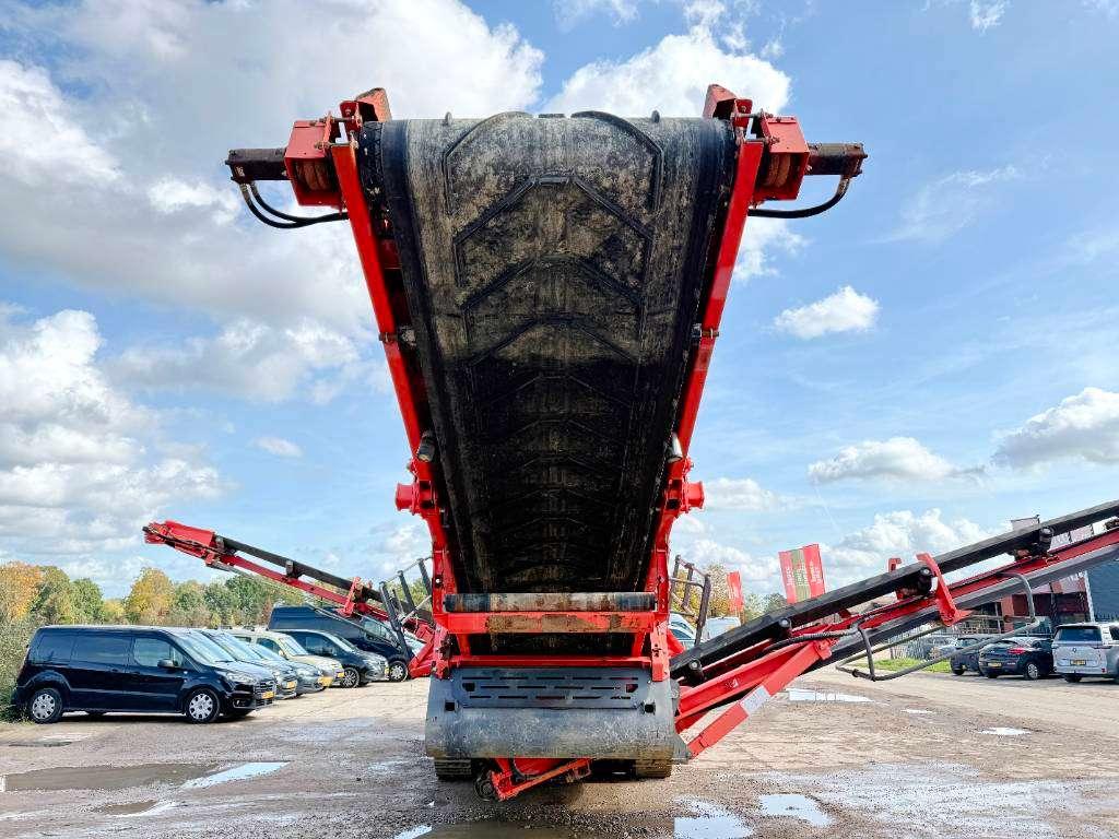 Sandvik QE340 - Caterpillar Engine / 2 Side Convey Foto 4