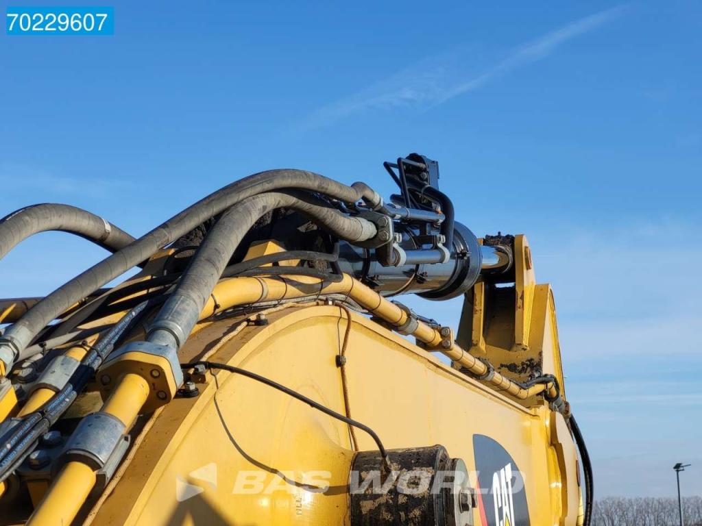 Caterpillar 374 F L COMES WITH BUCKET Foto 16