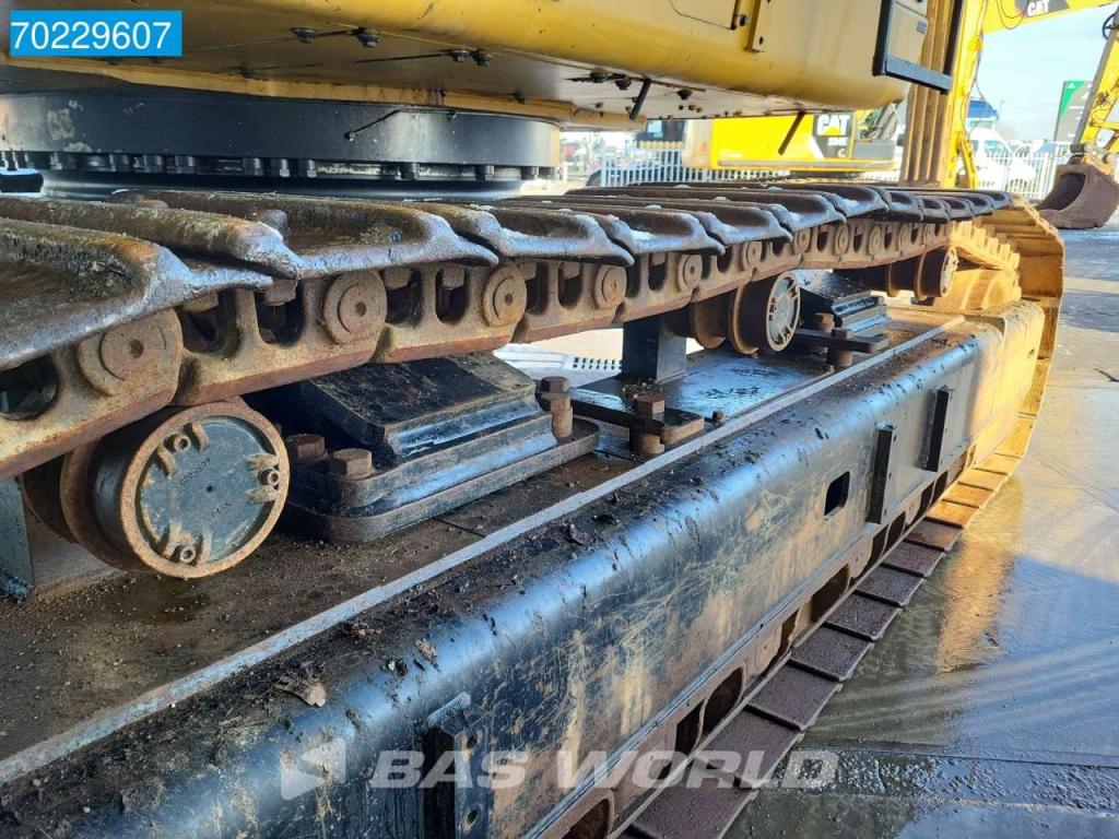 Caterpillar 374 F L COMES WITH BUCKET Foto 25