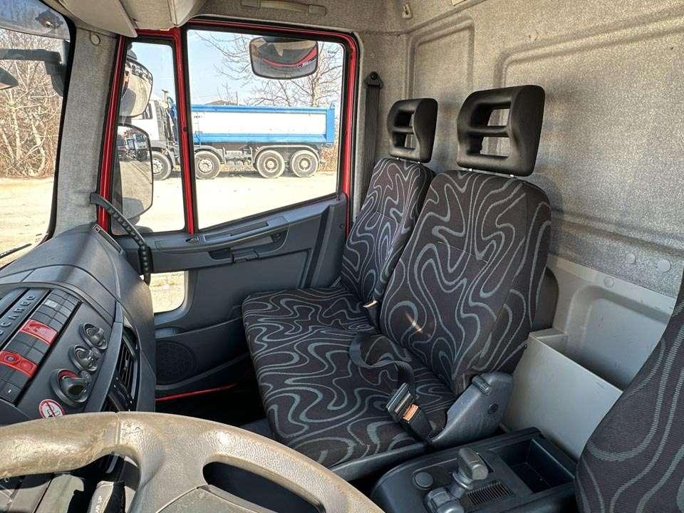 Iveco EUROCARGO 90E18 4X2 Foto 19