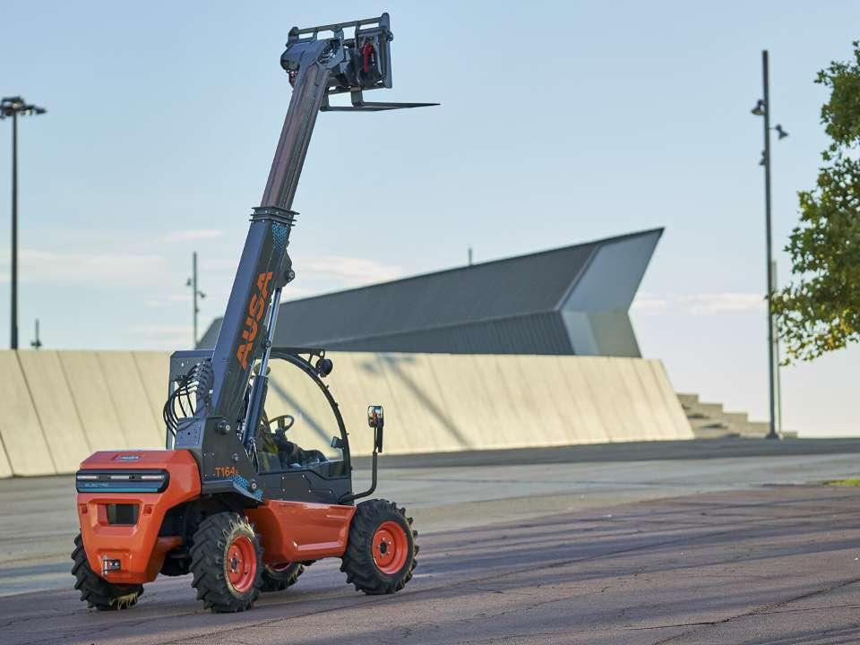 Ausa T164E Foto 1