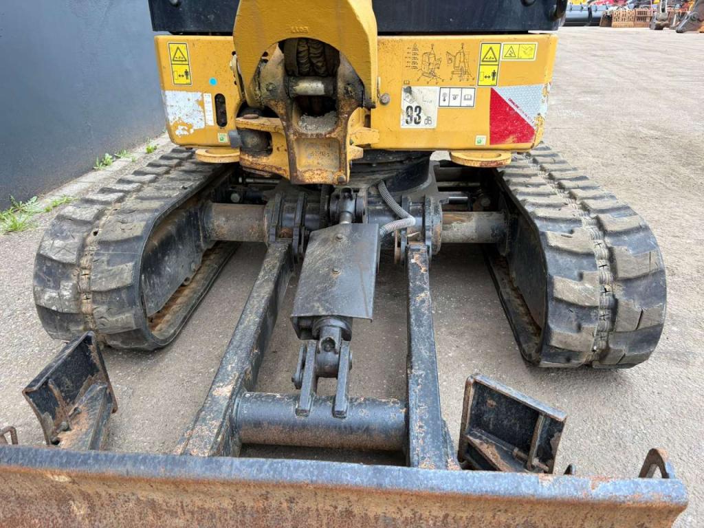 Caterpillar 301.8-05 Foto 19