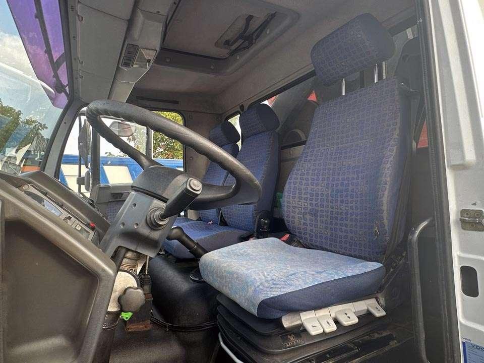 Man LE280B 4x4 Foto 17