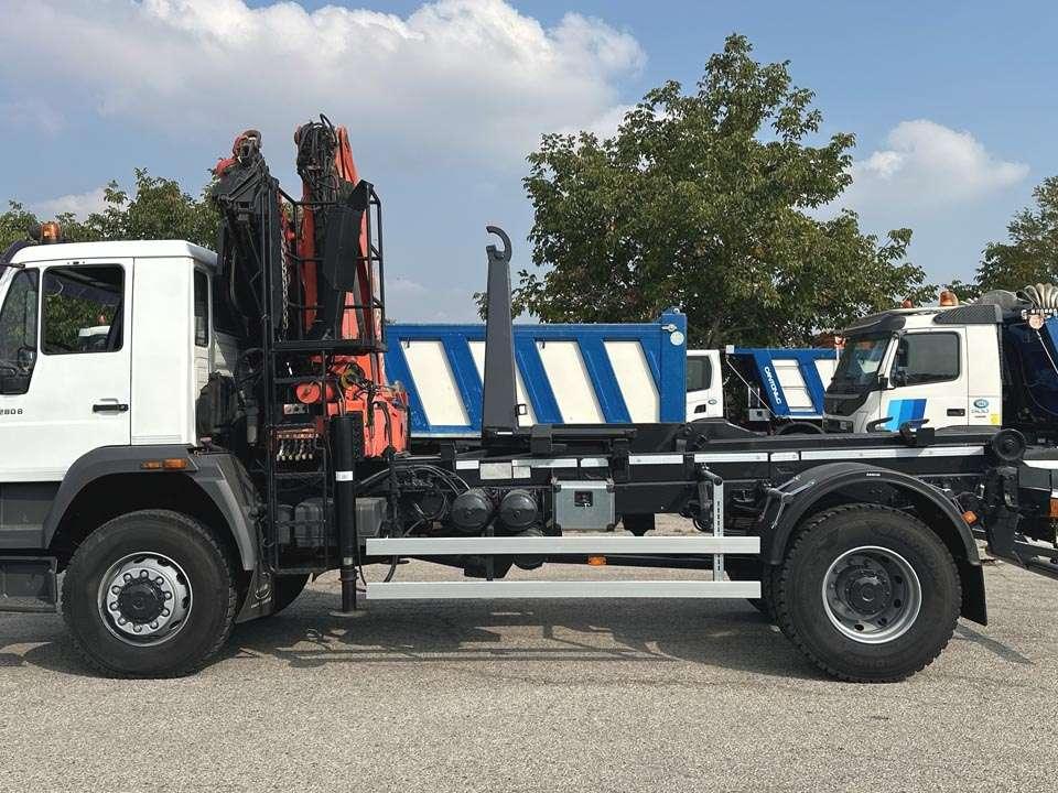 Man LE280B 4x4 Foto 2
