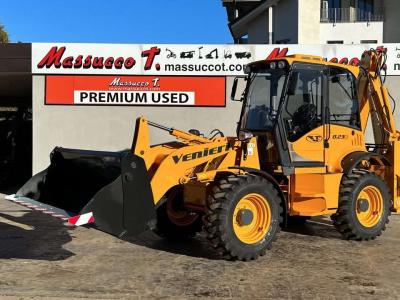 Venieri 8.23G Articolata vendida por Massucco T. Srl