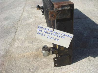 Enfriador de aceite hidráulico para Fiat Allis FR35 vendida por OLM 90 Srl